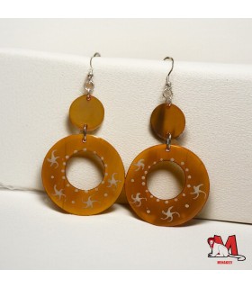 Boucle d'oreille en corne recyclée