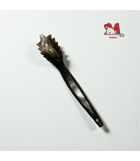 Ustensile en corne de zébu